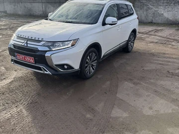 Авто Mitsubishi Outlander 2018 № 8318749