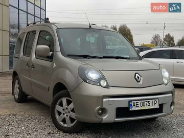 Авто Renault Kangoo 2010 № 8319000