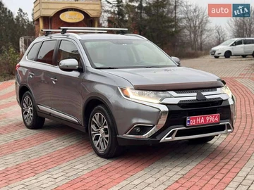 Авто Mitsubishi Outlander 2017 № 8319112