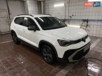 Авто Volkswagen Taos 2024 № 8319139