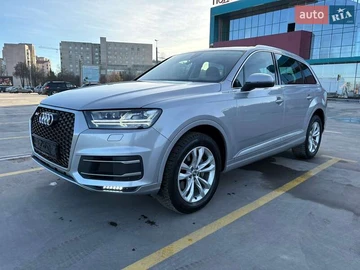 Авто Audi Q7 2018 № 8319235