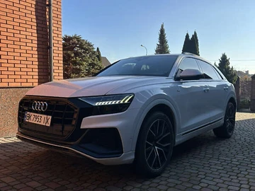 Авто Audi Q8 2019 № 8319238