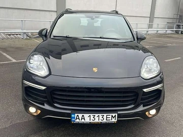 Авто Porsche Cayenne 2017 № 8319240