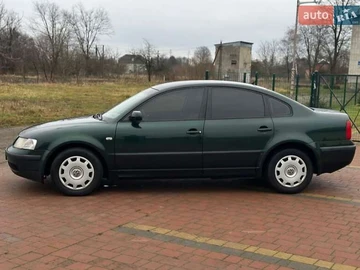 Авто Volkswagen Passat 2000 № 8319256