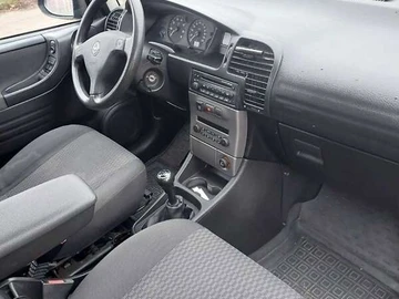 Авто Opel Zafira 2004 № 8319282