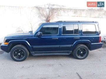 Авто Jeep Commander 2005 № 8319494