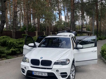 Авто BMW X5 2011 № 8319504
