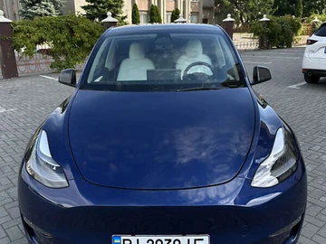 Авто Tesla Model Y 2022 № 8319761