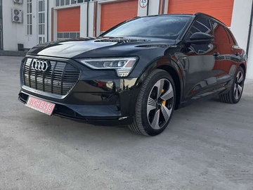 Авто Audi E-Tron 2021 № 8319773