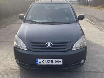Авто Toyota Avensis Verso 2002 № 8319834
