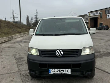 Авто Volkswagen Transporter 2007 № 8320035