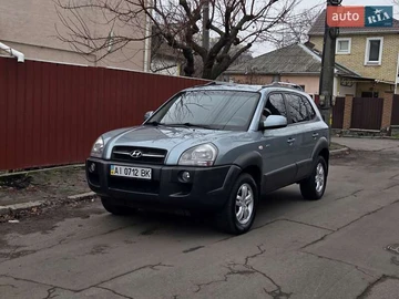 Авто Hyundai Tucson 2008 № 8320049