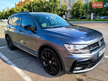 Авто Volkswagen Tiguan 2020 № 8320268