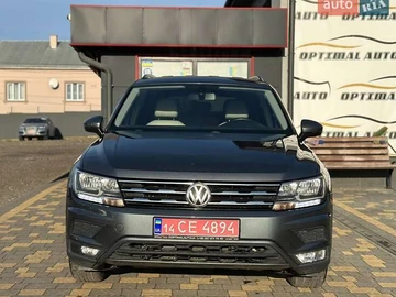 Авто Volkswagen Tiguan 2018 № 8320285