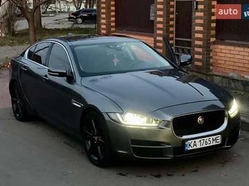 Авто Jaguar Xe 2019 № 8320309