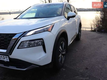 Авто Nissan Rogue 2023 № 8320353