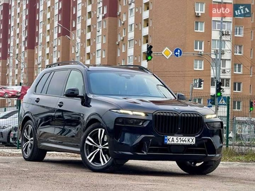 Авто BMW X7 2023 № 8320400