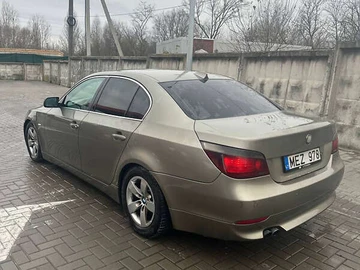 Авто BMW 5 Series 2005 № 8320577
