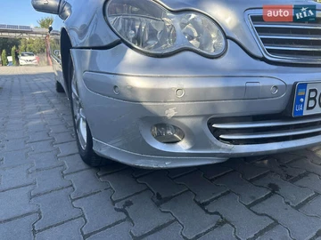Авто Mercedes C-Class 2004 № 8320636