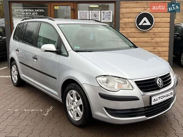 Авто Volkswagen Touran 2008 № 8320691