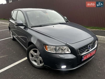 Авто Volvo V50 2011 № 8320792
