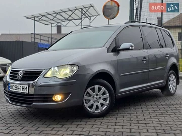 Авто Volkswagen Touran 2008 № 8321444