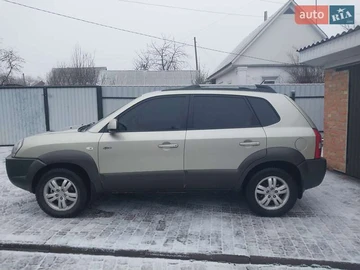 Авто Hyundai Tucson 2007 № 8321555
