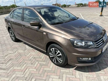 Авто Volkswagen Polo 2017 № 8321676