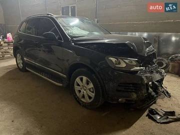 Авто Volkswagen Touareg 2011 № 8321740