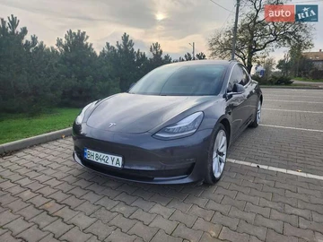 Авто Tesla Model 3 2018 № 8321842