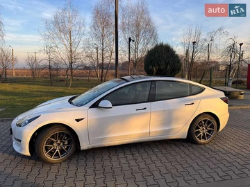 Авто Tesla Model 3 2023 № 8321953