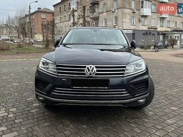 Авто Volkswagen Touareg 2016 № 8321987