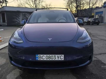 Авто Tesla Model Y 2023 № 8322012