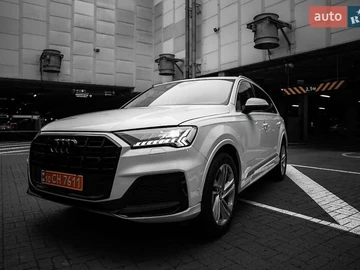 Авто Audi Q7 2021 № 8322073