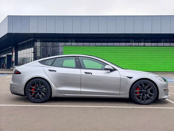 Авто Tesla Model S 2024 № 8322079