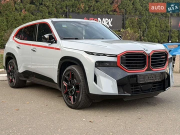 Авто BMW Xm 2023 № 8322089