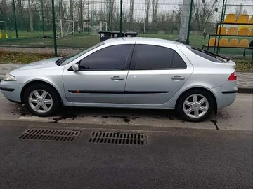 Авто Renault Laguna 2004 № 8322162