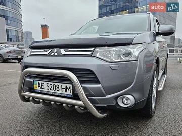 Авто Mitsubishi Outlander 2013 № 8322347