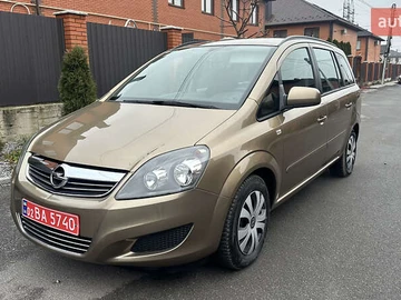 Авто Opel Zafira 2013 № 8322410