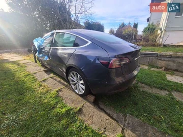Авто Tesla Model 3 2019 № 8322502
