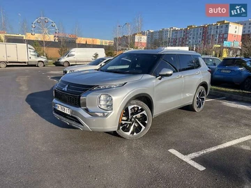Авто Mitsubishi Outlander 2022 № 8322516