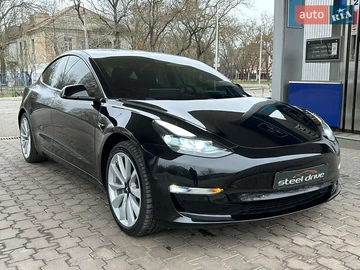 Авто Tesla Model 3 2019 № 8322688