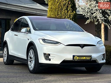 Авто Tesla Model X 2018 № 8323040