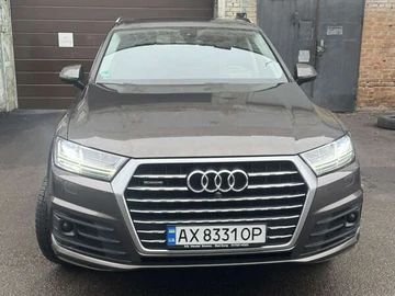 Авто Audi Q7 2017 № 8323041