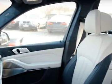 Авто  V 2000 № 8323620