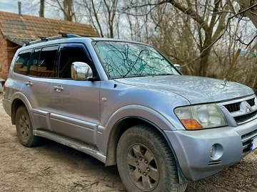 Авто Mitsubishi Pajero 2005 № 8323902