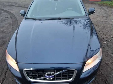 Авто Volvo V70 2009 № 8323936