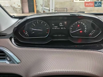 Авто Peugeot 2008 2016 № 8323953