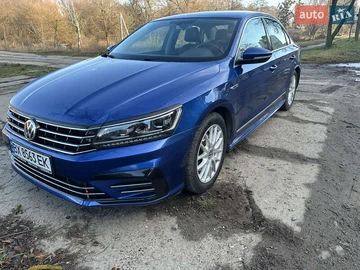 Авто Volkswagen Passat 2016 № 8323960