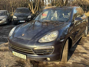 Авто Porsche Cayenne 2013 № 8324150
